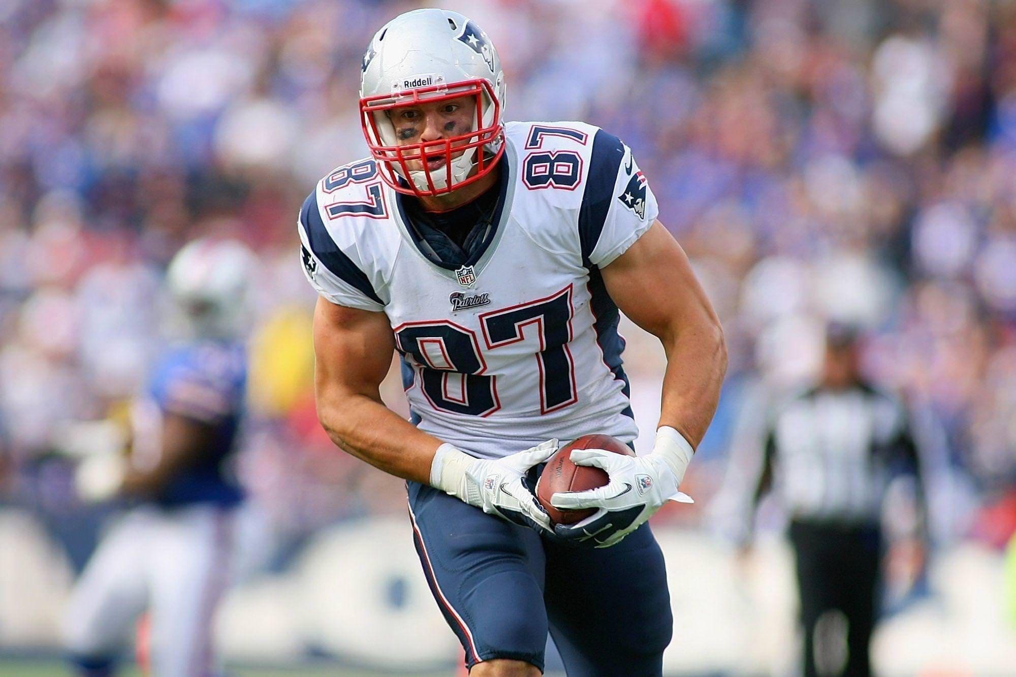 Rob Gronkowski playfully suggested Tom Brady to date Sally Field: Find out  his reaction